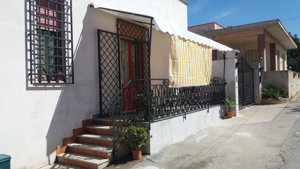 Casa Bianca Da Giusy Guest House Birgi Vecchi Exterior photo